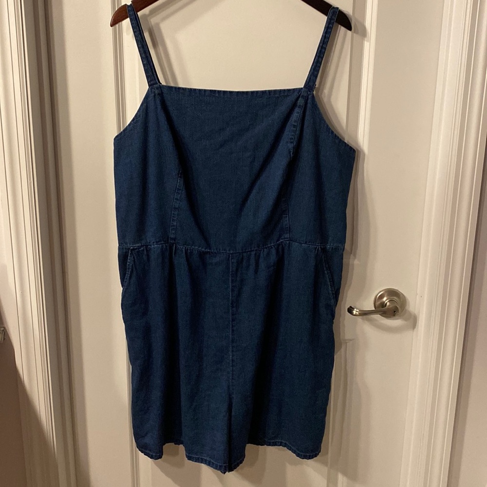 Old Navy Denim cami romper. Size XXL